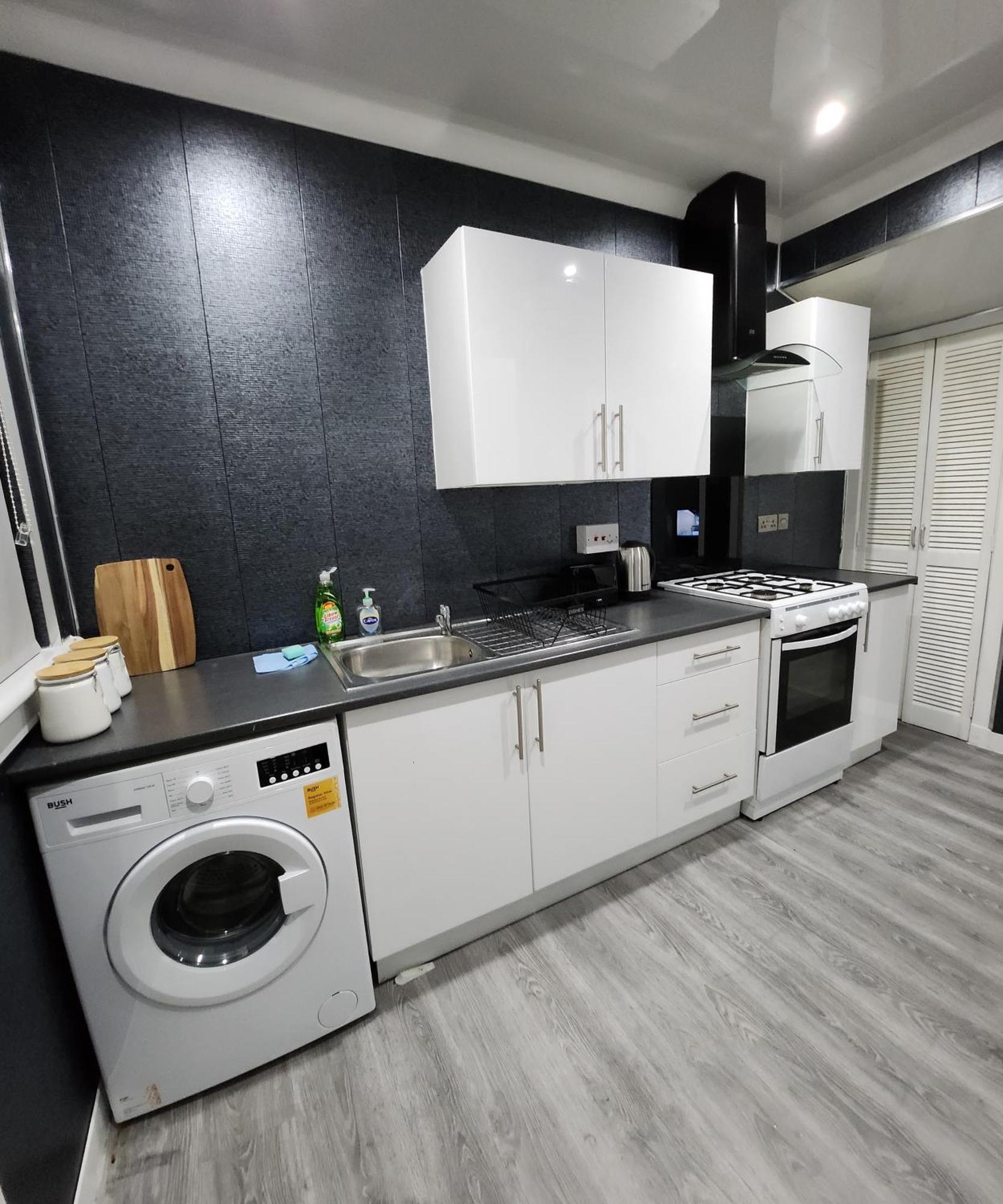 Fm Homes & Apartments 3 Bedroom マザーウェル エクステリア 写真